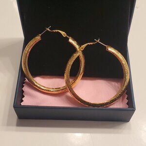 Gold Textured Hoop Earrings – Classic Statement Accessory